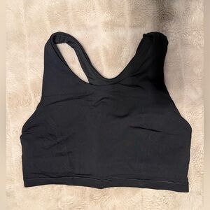 Black lululemon sports bra